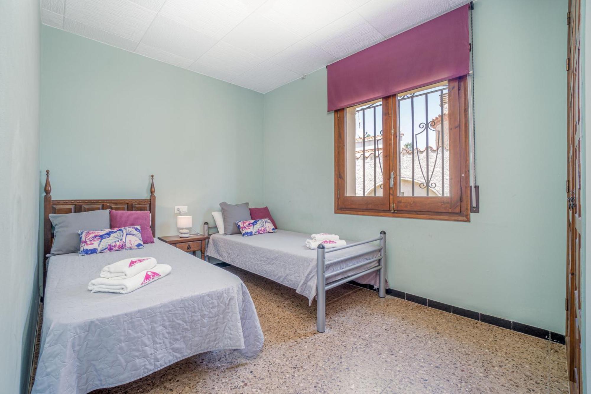 אמפוריבראבה Apart-Rent Casa Con Jardin Pani 0081 מראה חיצוני תמונה