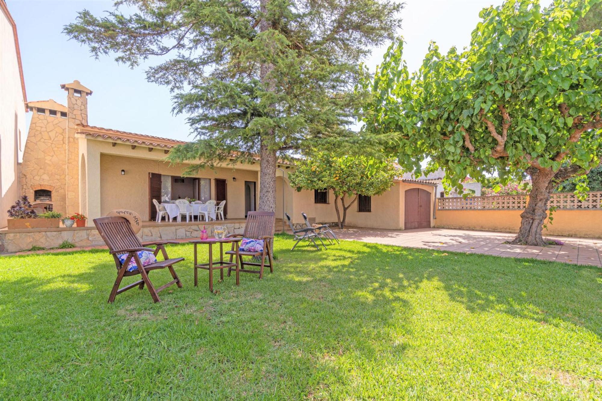 אמפוריבראבה Apart-Rent Casa Con Jardin Pani 0081 מראה חיצוני תמונה